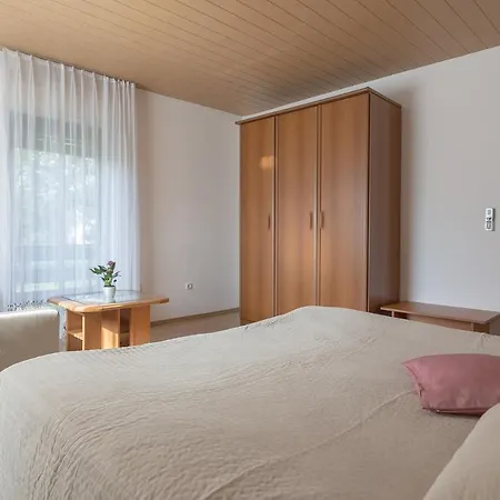 Apartma Fine